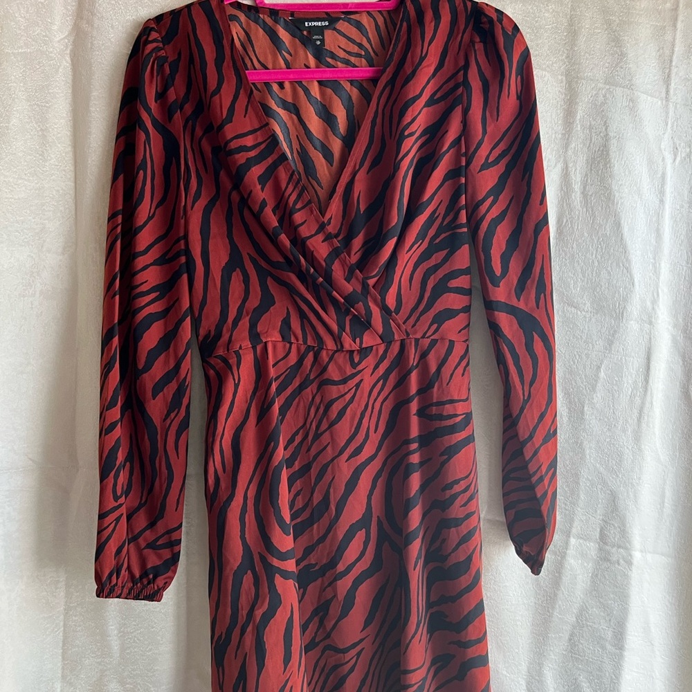 Casual Express Dark Orange & Black Dress